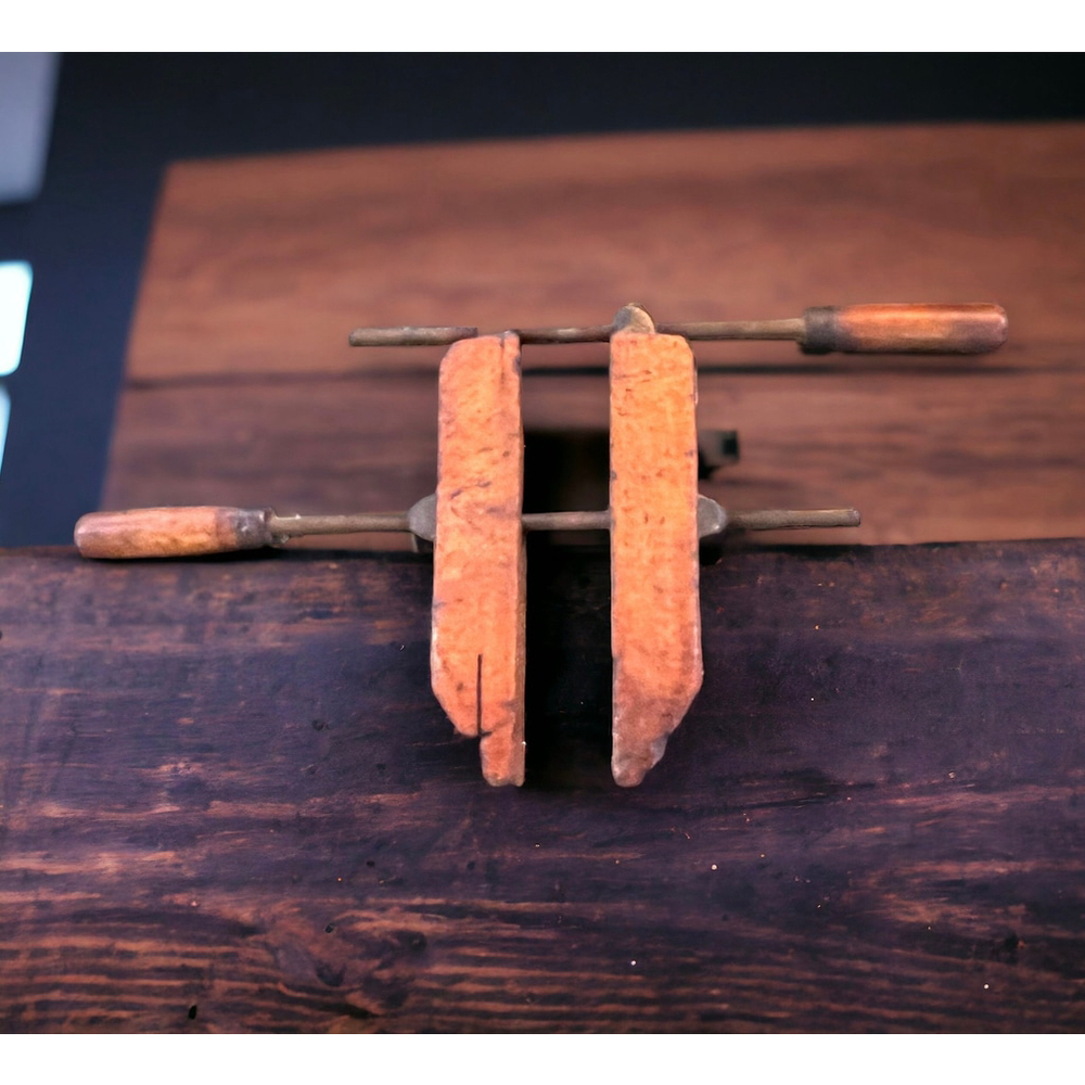 Vintage Handy Mfg Co. Wood Screw Clamp Rustic Industrial Tool Primitive Antique